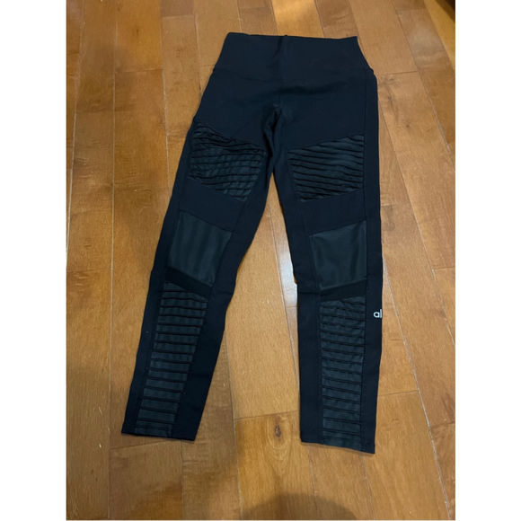 Alo Yoga Pants - Alo 7/8 High-Waist Moto Legging Black Size Medium